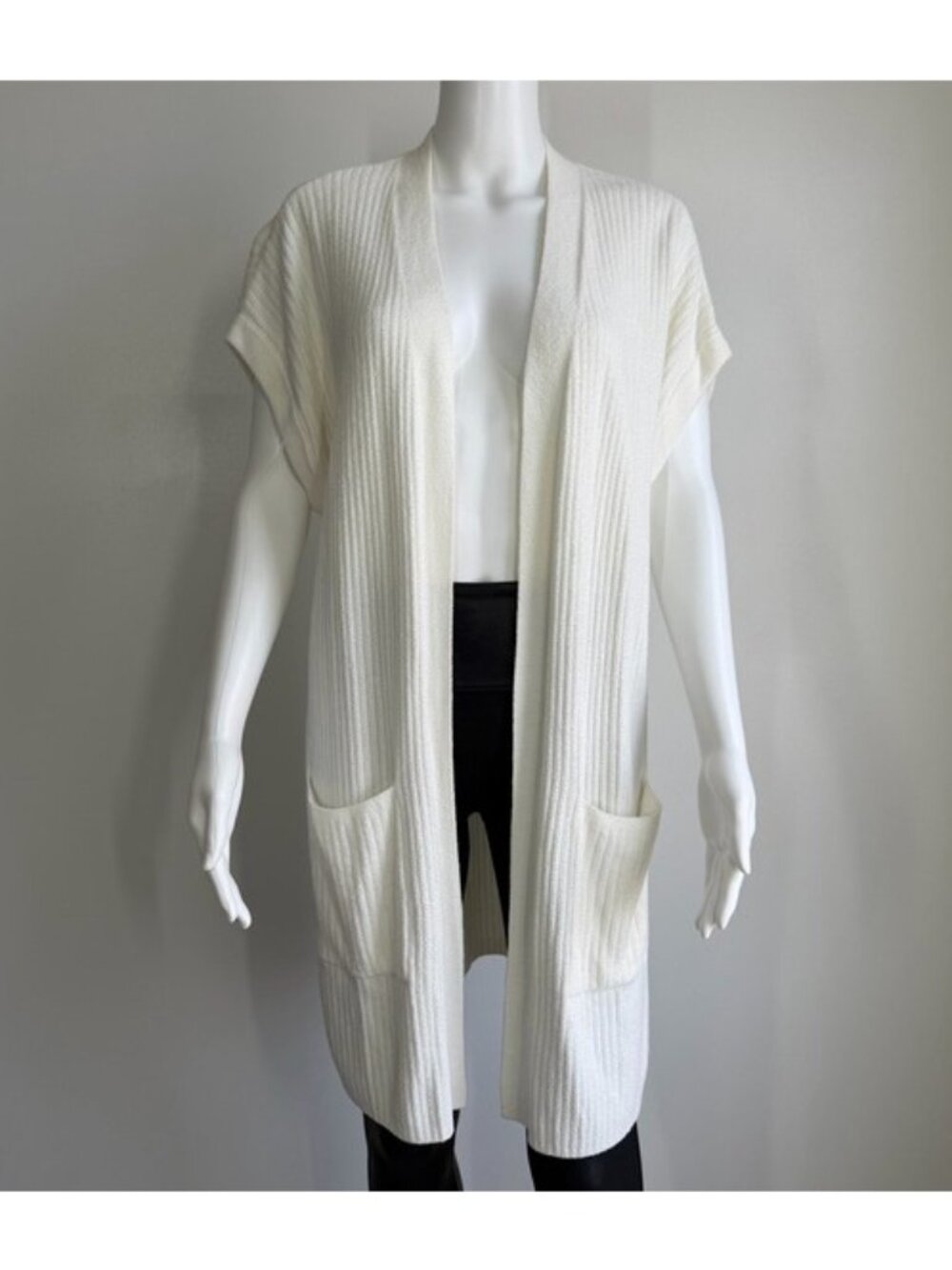 Barefoot Dreams CozyChic Ultra Lite Cardigan – M
